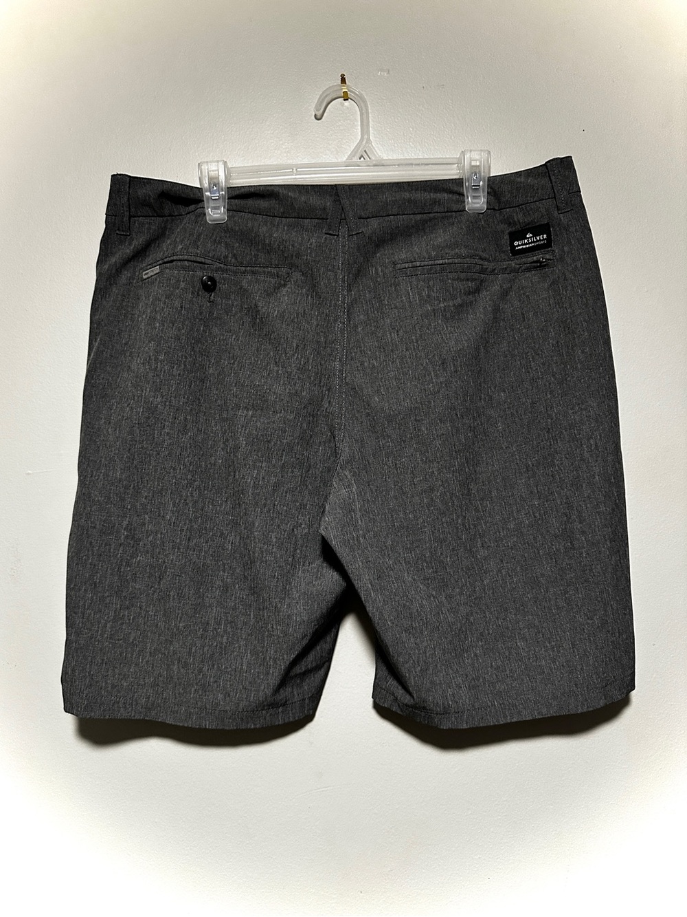 Quiksilver Men's Amphibian Flat-Front Shorts